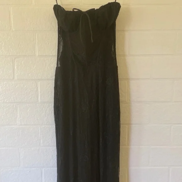 REVOLVE Camila Coelho Vittoria black lace bustier long Dress  L  $298 msrp - Picture 4 of 5